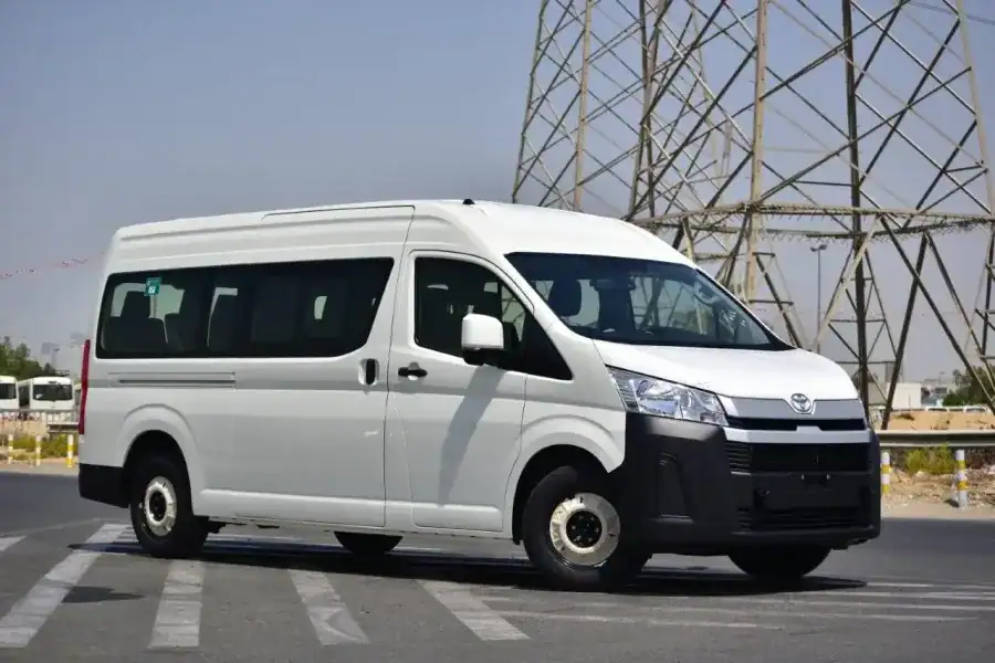 Private Hiace Transfer Hurghada – Spacious Ride for Up to 8 Passengers