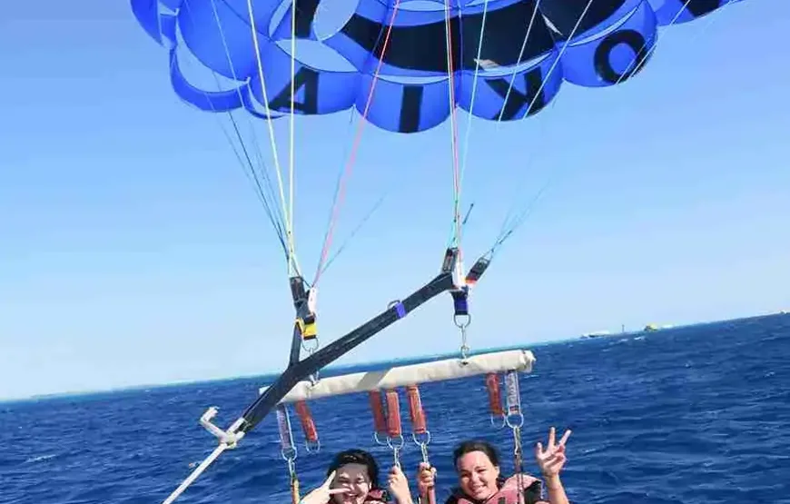 Hurghada Parasailing Fly – 15 Minutes of Unforgettable Hurghada Parasailing