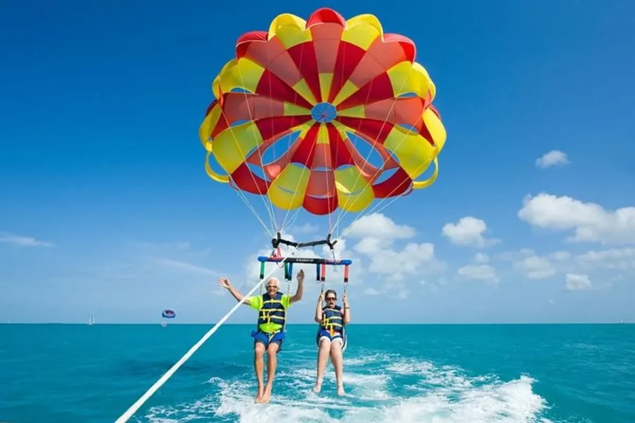 Hurghada Parasailing Fly
